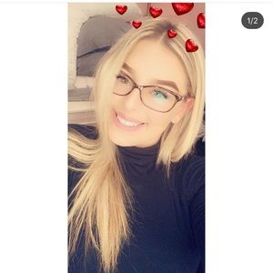 Meet your Posher, Nicole